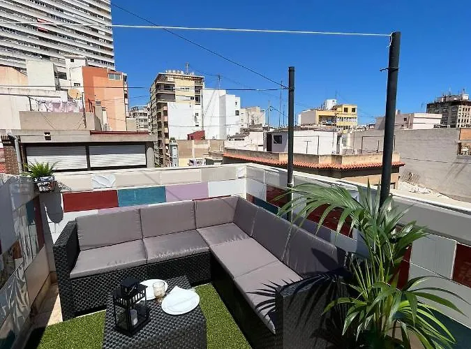 Habitacion Con Terraza En Alicante