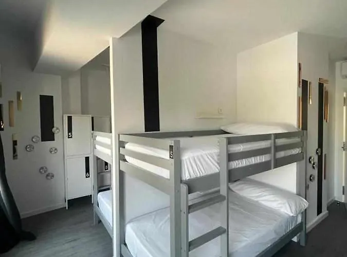 Hostel Cabo Habitacion Compartida