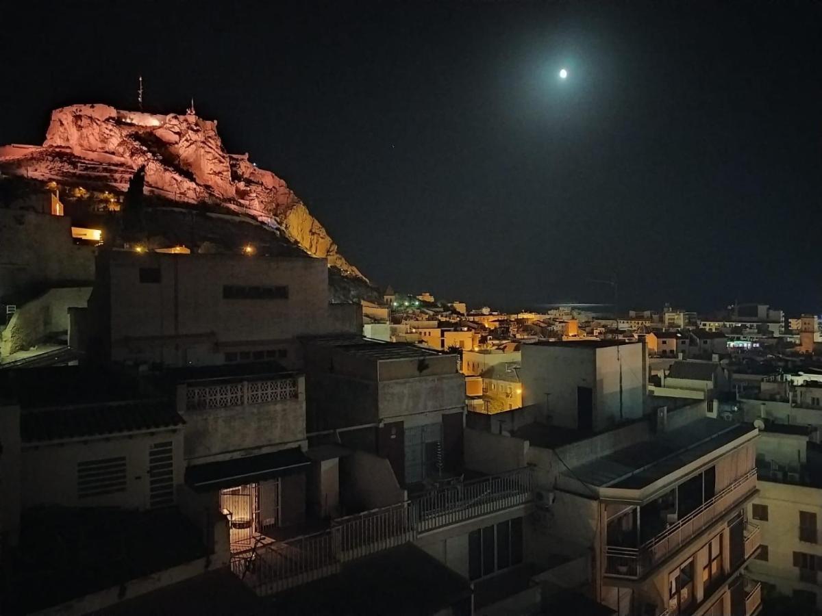 Corazon De Con Vistas Al Mar Y Al Castillo * Alicante