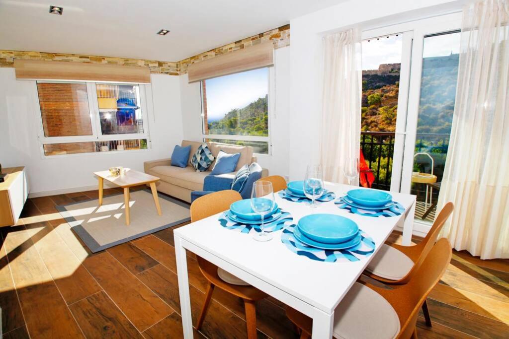 Amazing 3bd Apt. Beach&center + Parking