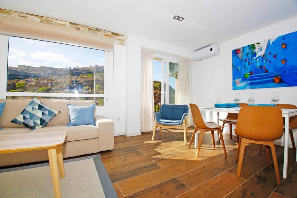 Appartement Amazing 3bd Apt. Beach&center + Parking *