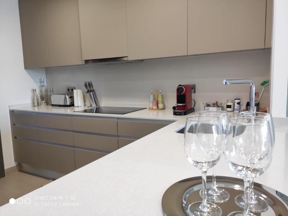 5* Apt, Location, Playa San Juan, Heated Pool Huoneisto *