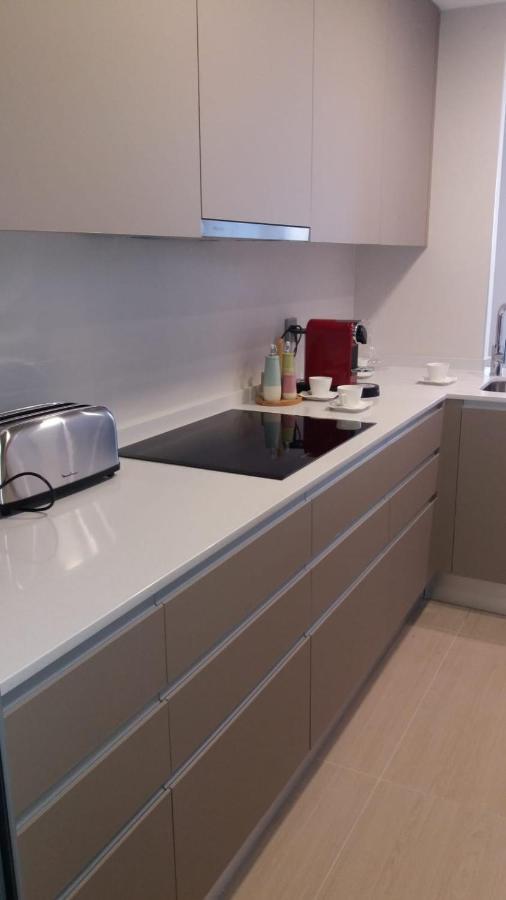 Huoneisto 5* Apt, Location, Playa San Juan, Heated Pool