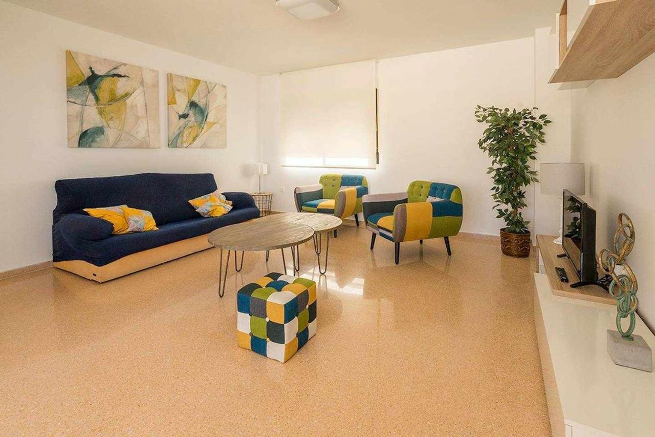 Apartamento Maria Luisa 8 Pax Huoneisto Alicante