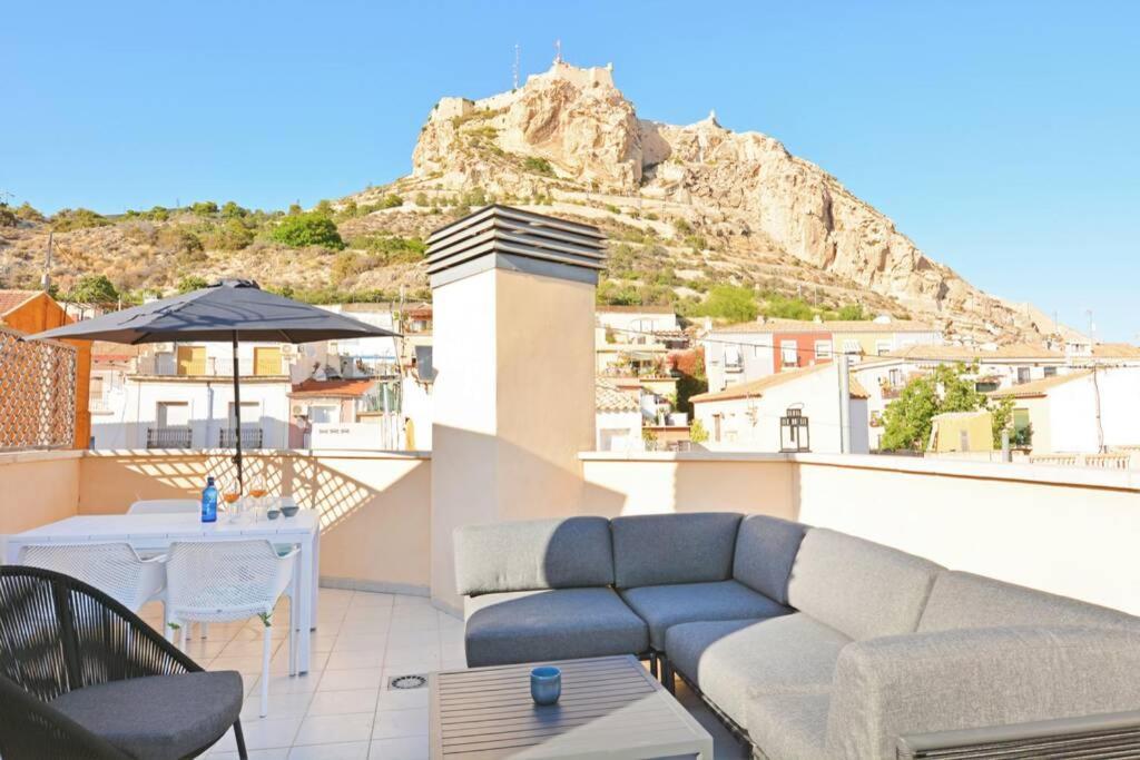 Penthouse In Old City Center By Nras Huoneisto