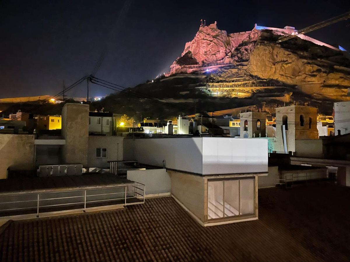 La Terraza. Vistas Al Castillo A 1 Min. De La Playa Alicante