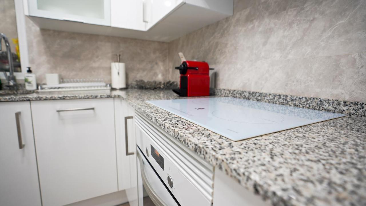 Stylish & Spacious Family Near & Vibrant Historic Market