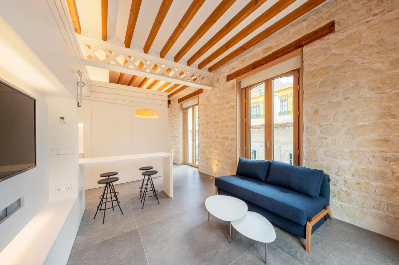 Tandem Portico Apartment