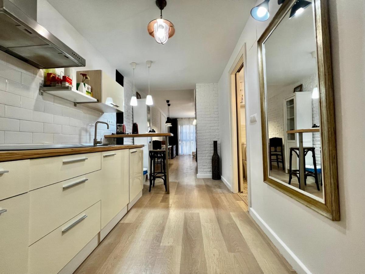 Bright Loft Centre By United Renters