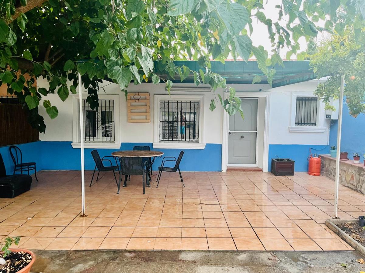Vakantiehuis Estudio Adosado Acogedor Con Jardin, Barbacoa Y Parking Privado