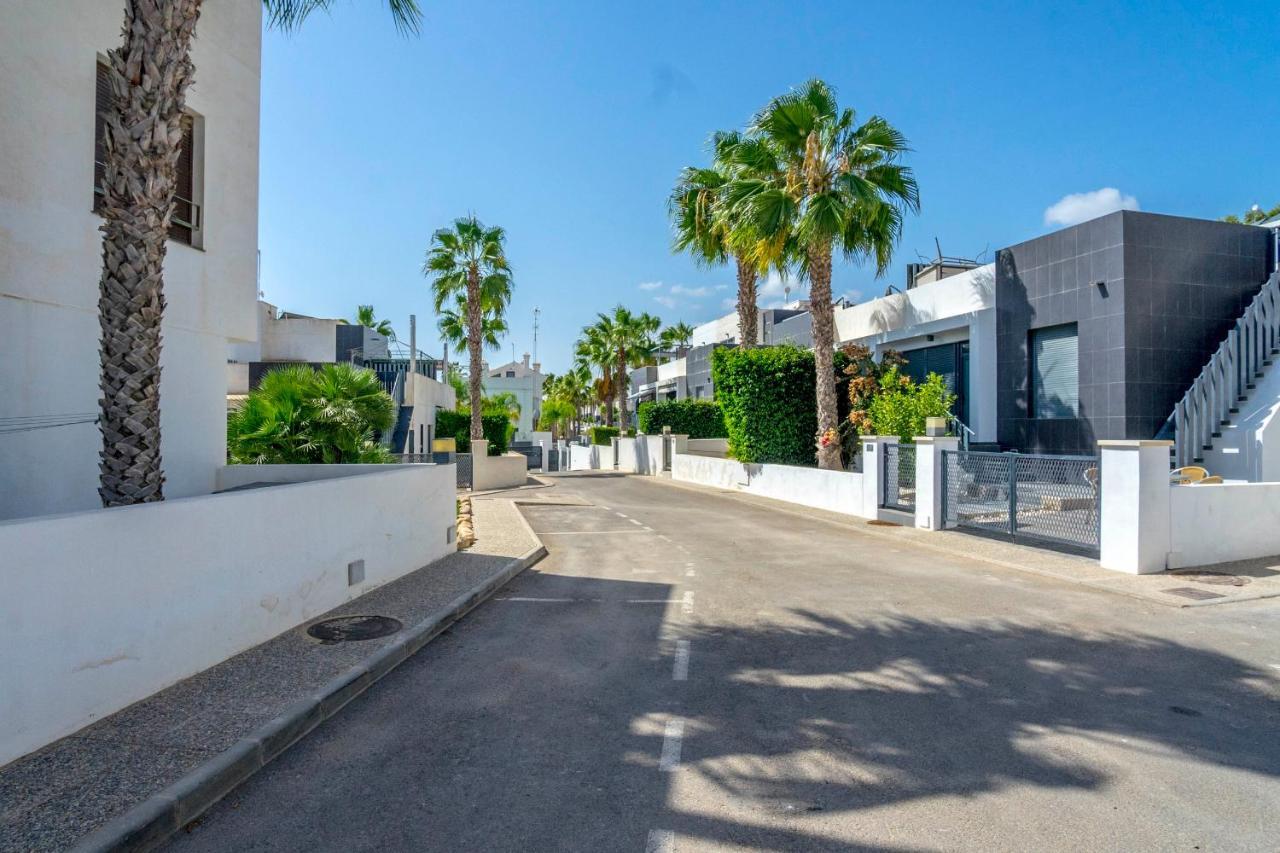 Cb Living - Cosy Loft With Terrace, Villamartin Huoneisto Alicante