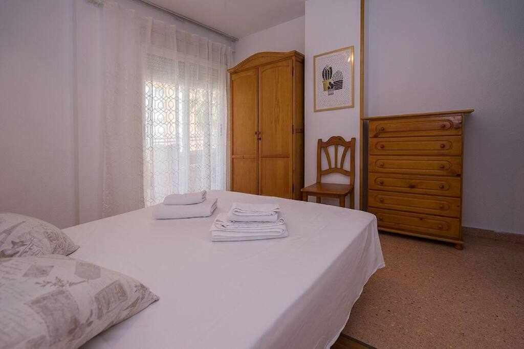 Huoneisto Oasis Ii Apartamento Playa Albufereta