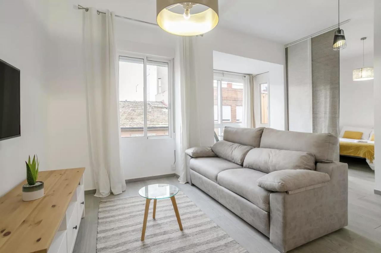 Very And Modern Flat, In Center Apartment