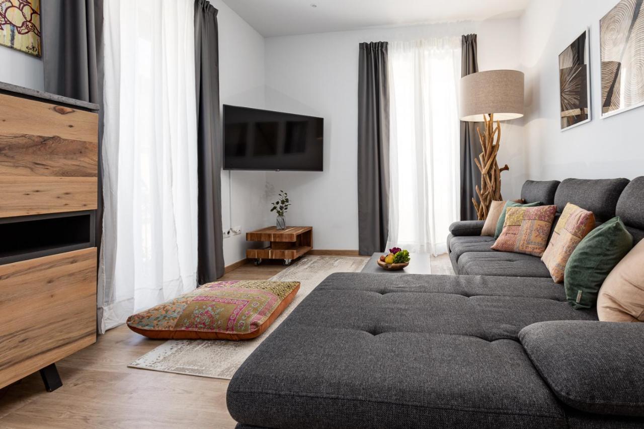Pinzon & Penthouse Apartment *