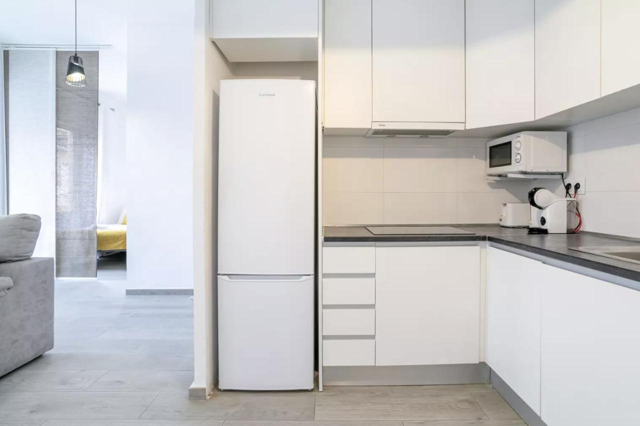 Very And Modern Flat, In Center Apartment