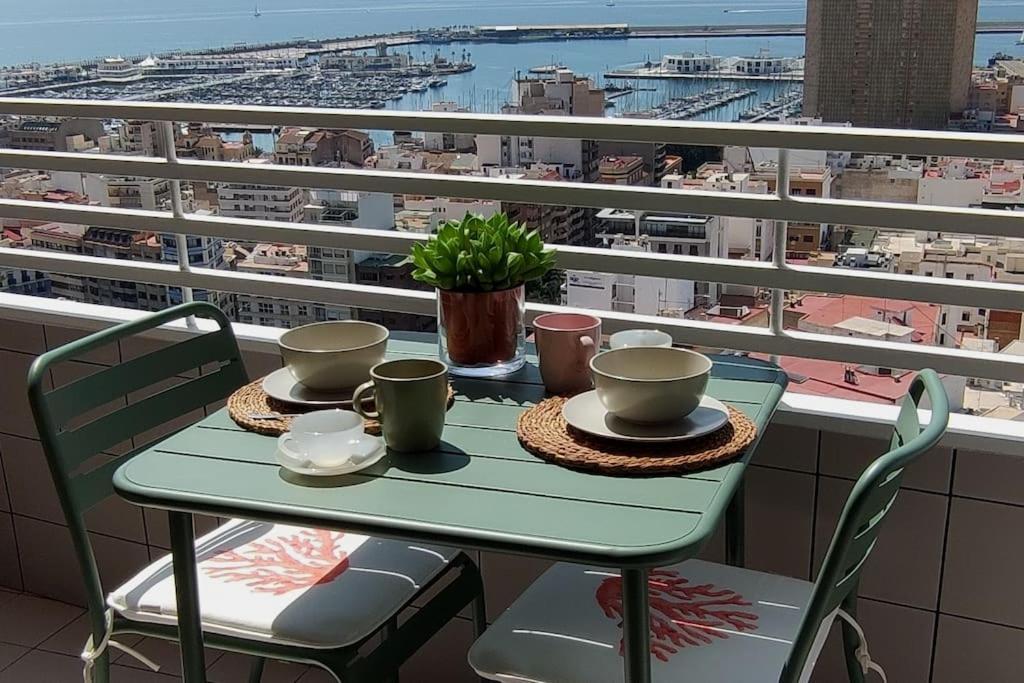 Estudio Con Impresionantes Vistas En Centro Apartment *