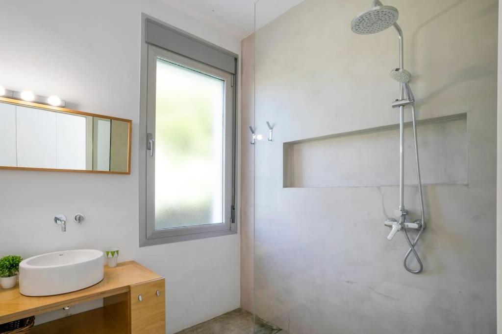 Paloma With Private Pool, Located 350m To The Sea And Tram Station! Alicante