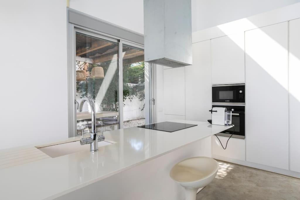 Holiday home Paloma With Private Pool, Located 350m To The Sea And Tram Station!