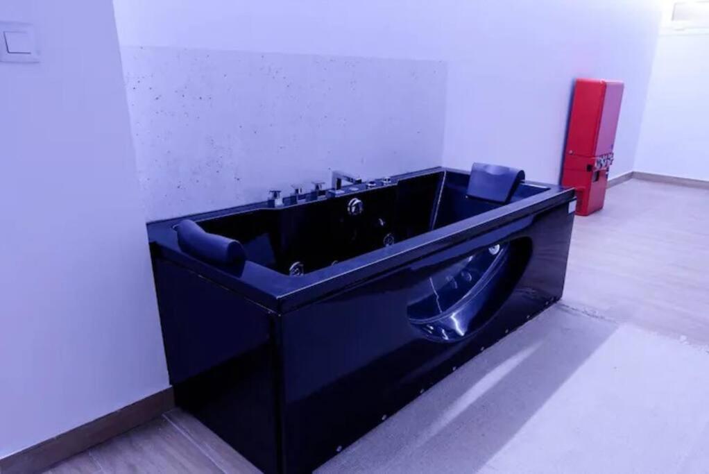 Alicantecity Jacuzzinema *