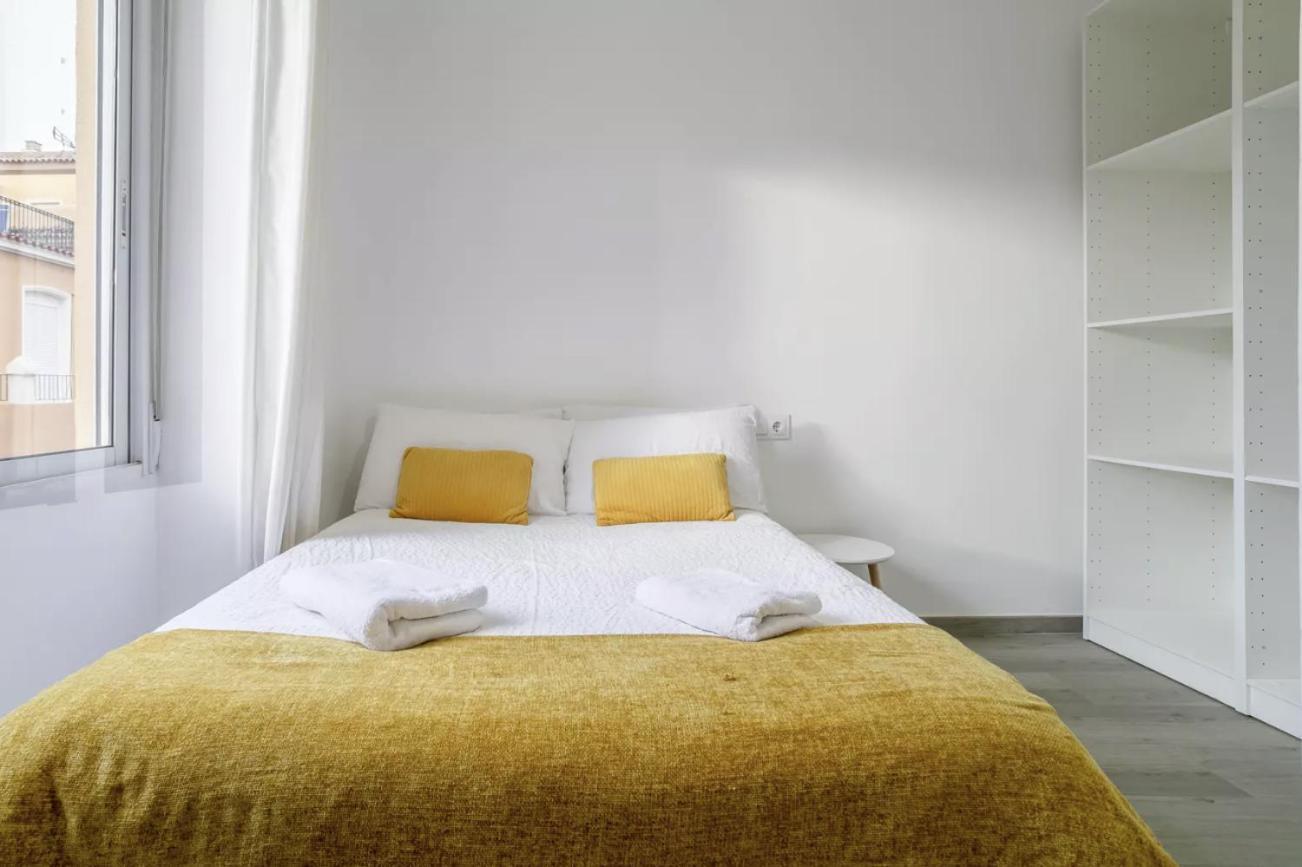 Apartment Very And Modern Flat, In Center Alicante