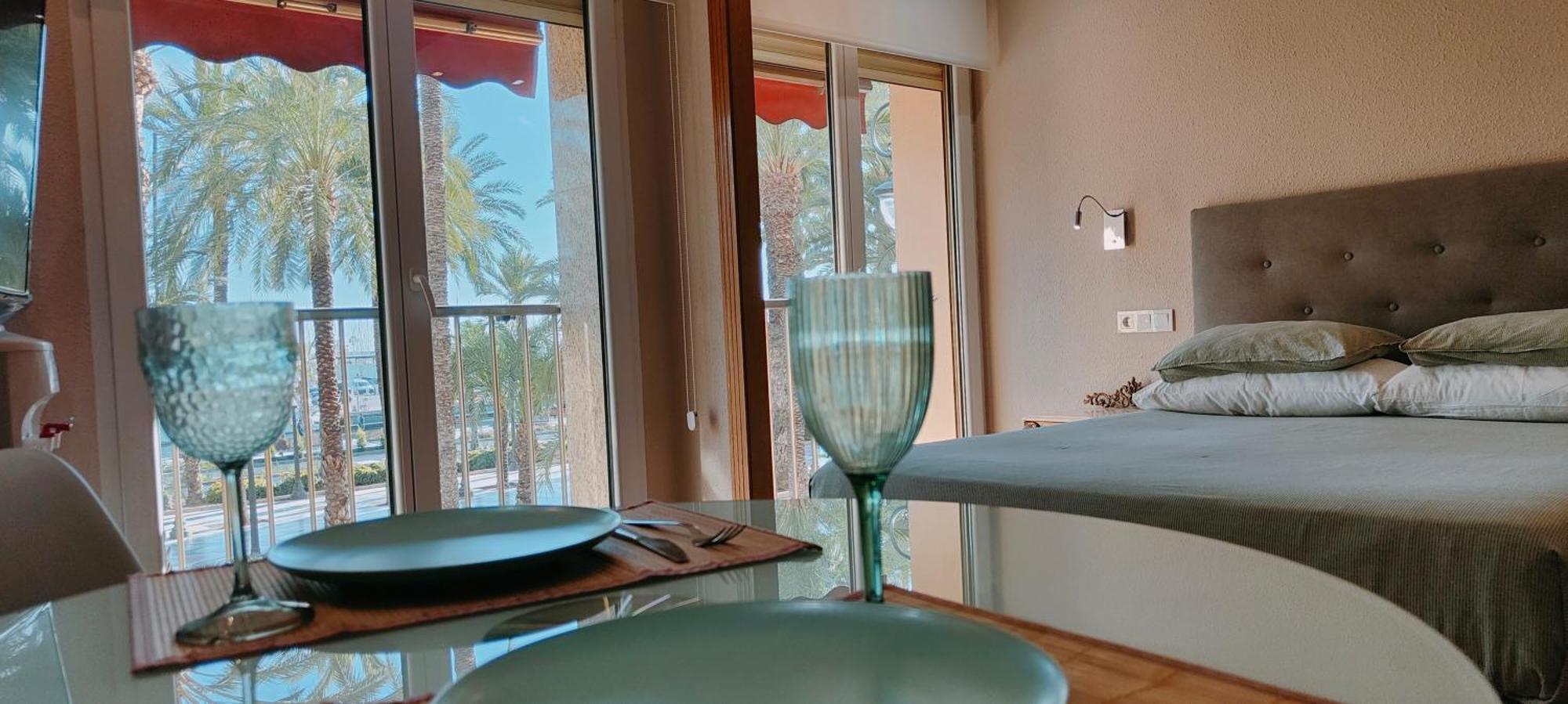 Alicantissima Marina & Apartamento Alicante