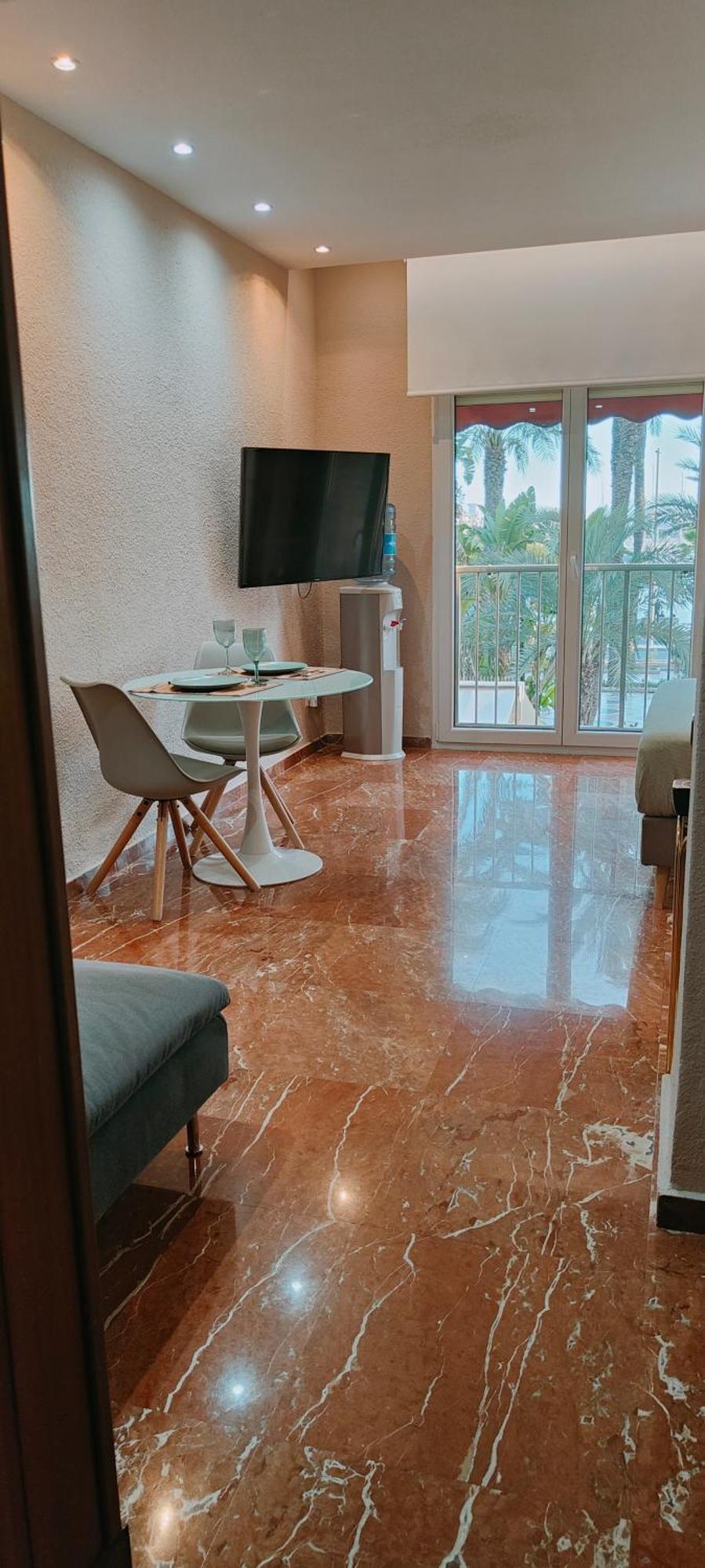 Alicantissima Marina & Apartamento