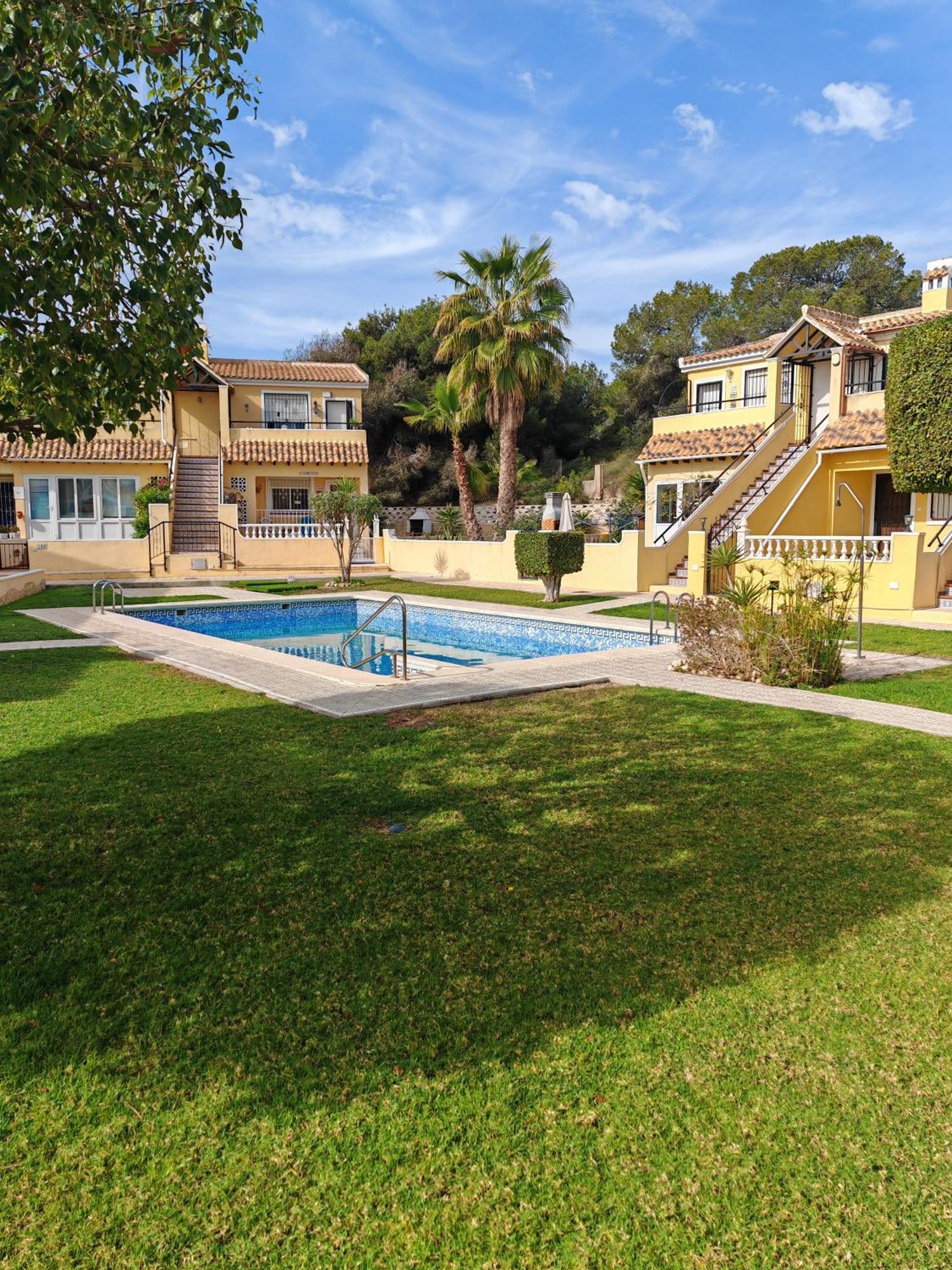 Sandy Bunker 2 Bed And Pool Huoneisto Alicante