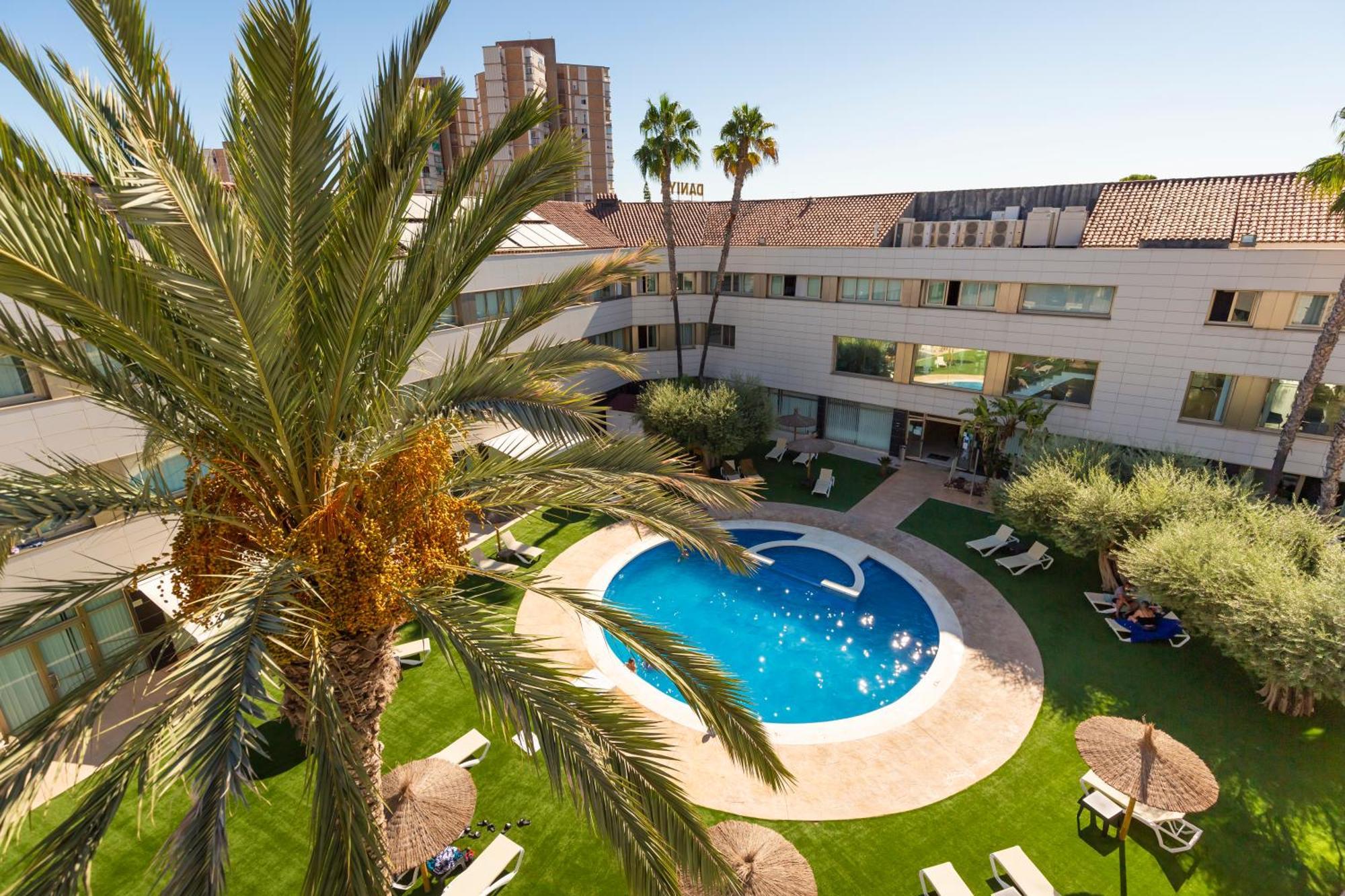 Daniya Hotelli 3*