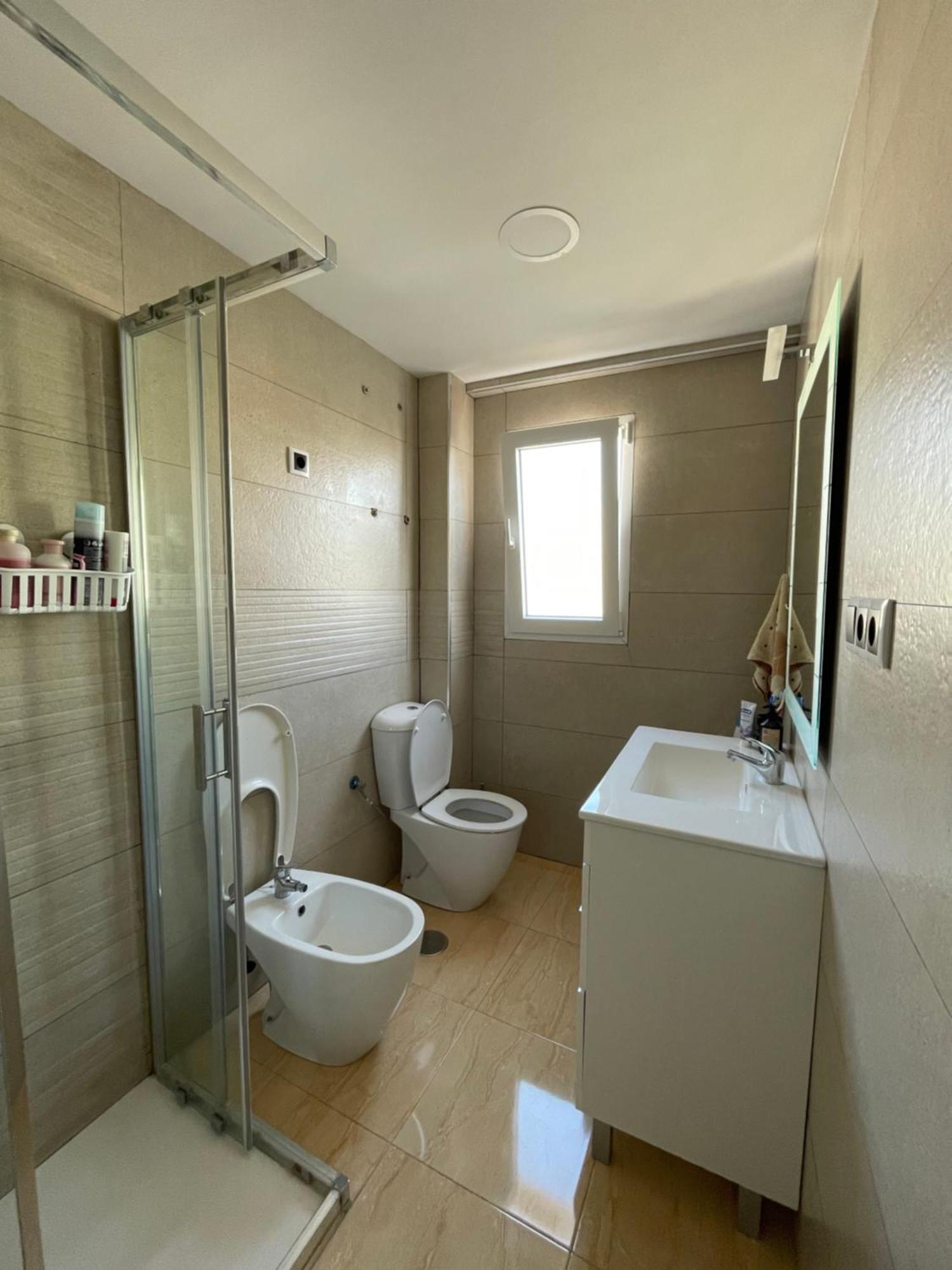 Hospedagem domiciliar En Piso Particular Sol Connect Alicante