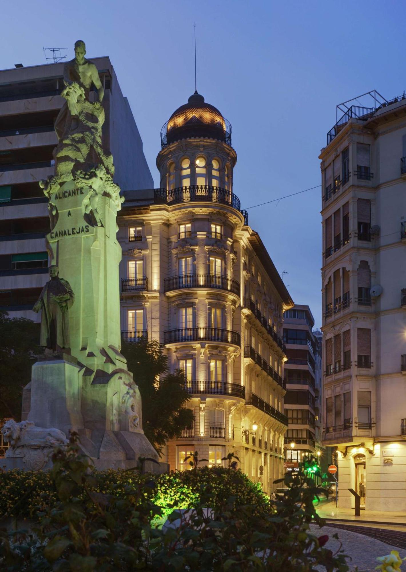 Hotel Casa Alberola Alicante, Curio Collection By Hilton