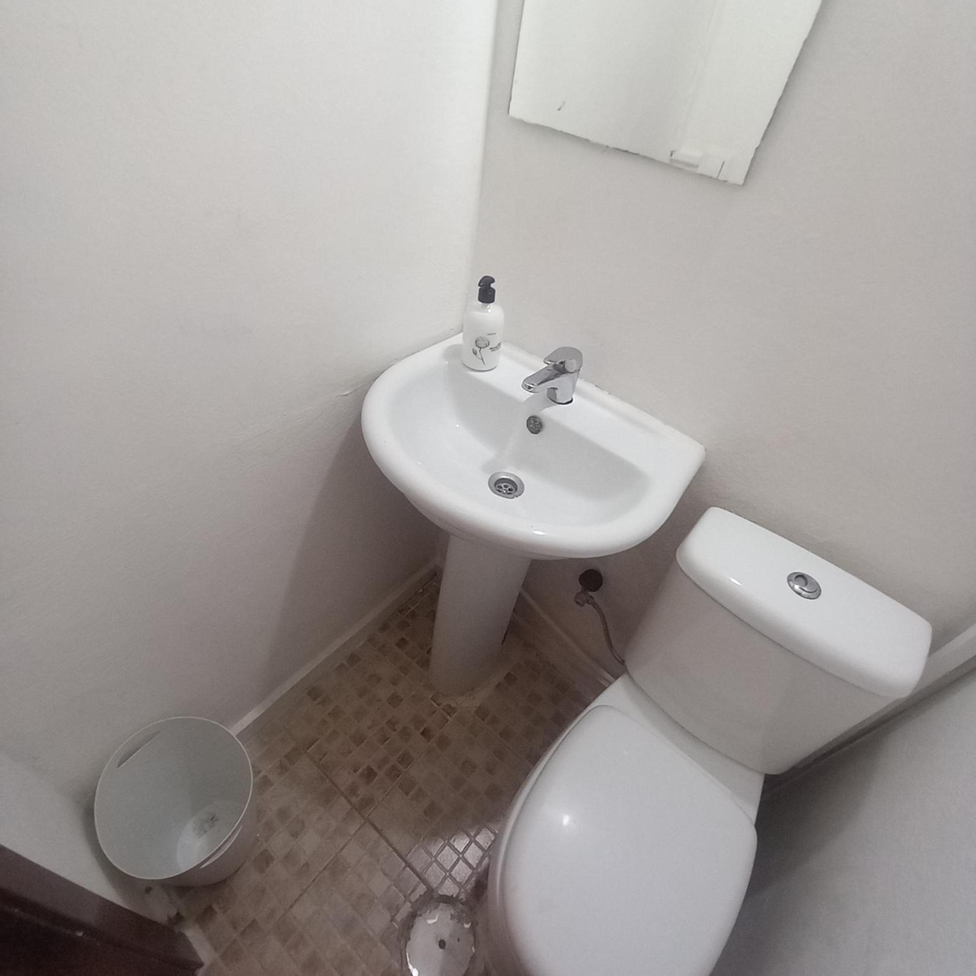 Aurora With Private Bathroom Habitación en casa particular
