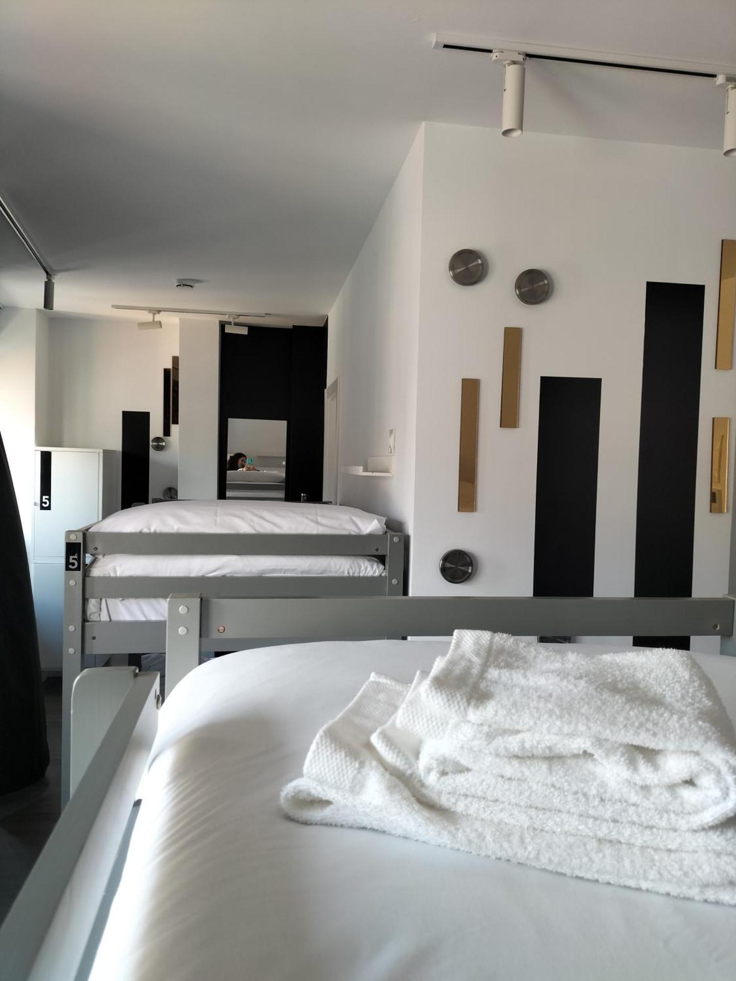 Pensión A-cero Living Alicante