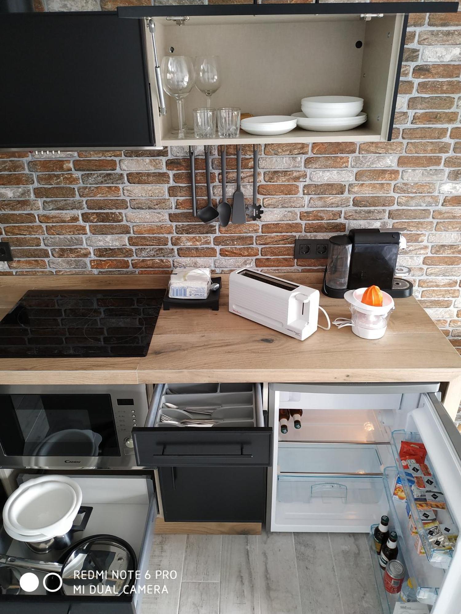 Estudiotel 95 Centro Alicante