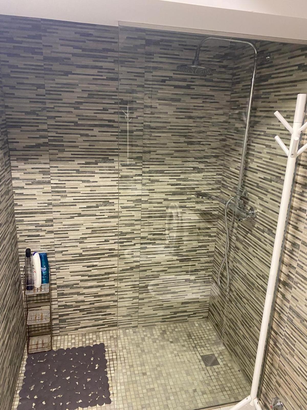 Acogedor Y Reformado Apartamento, Alicante. Huoneisto Alicante