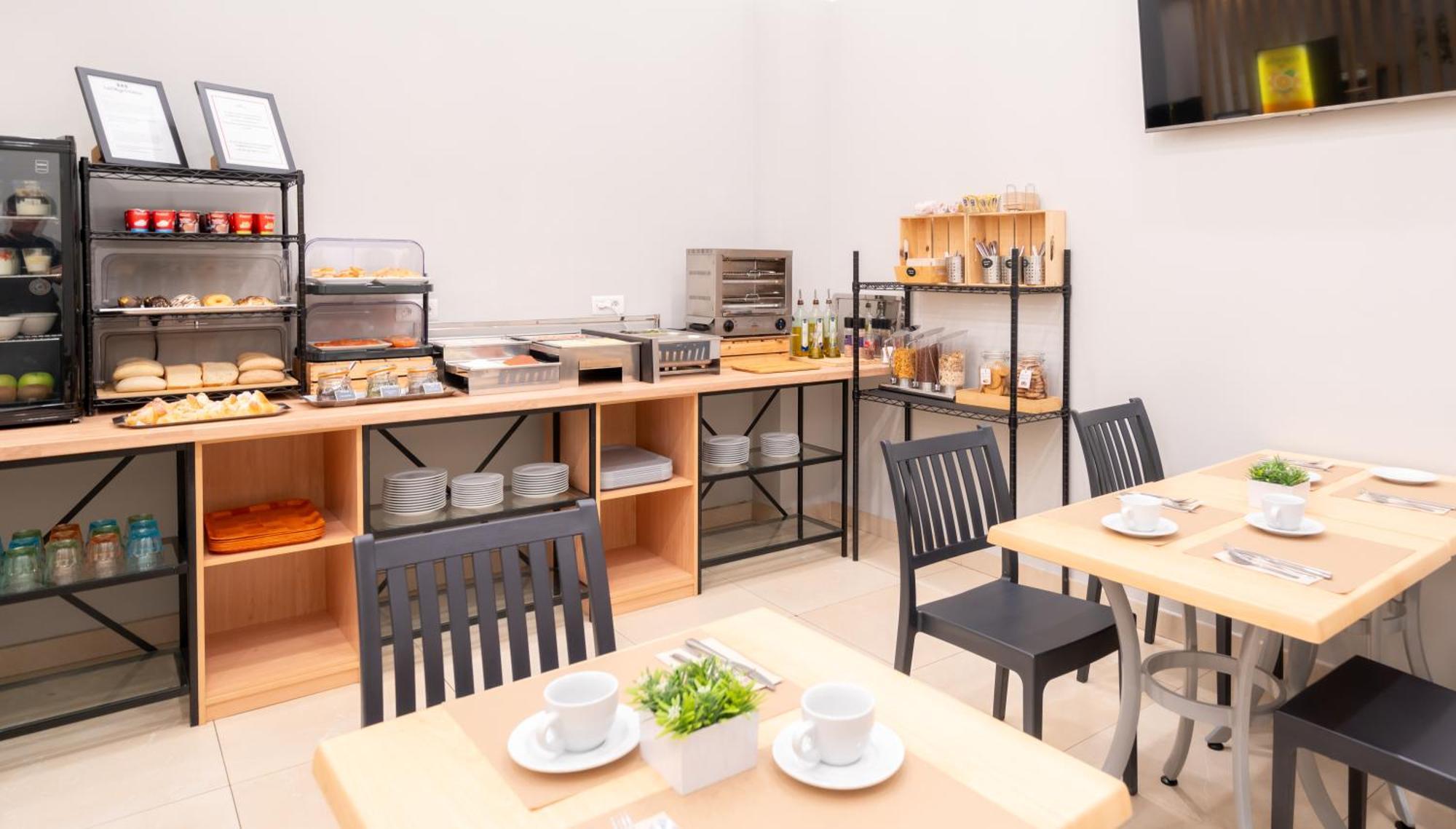 La Mercado Hotel 3*