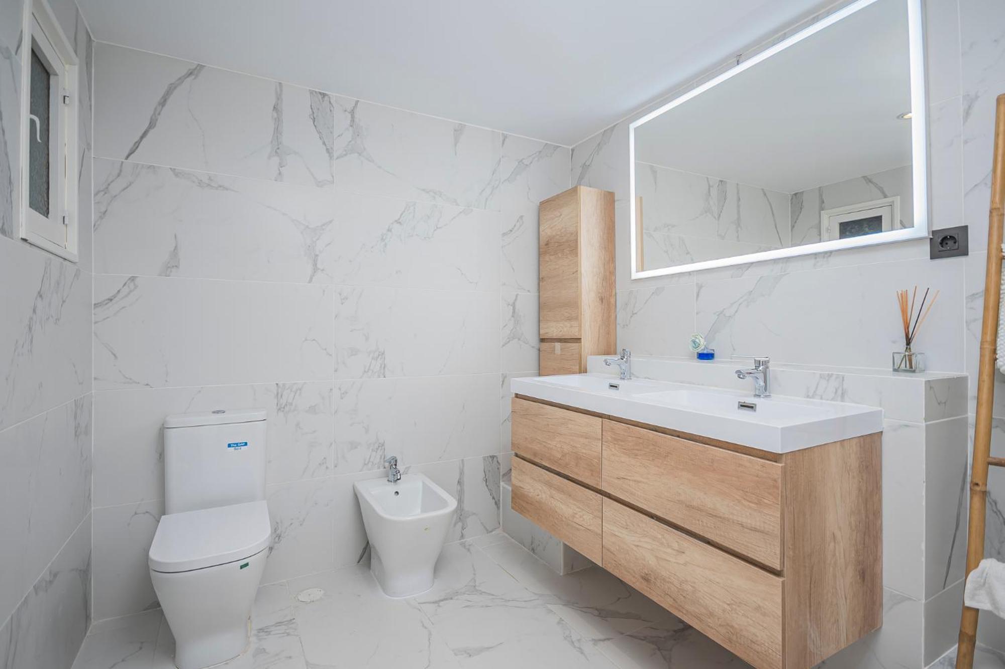 Apartment Rambla Mendez Nunez