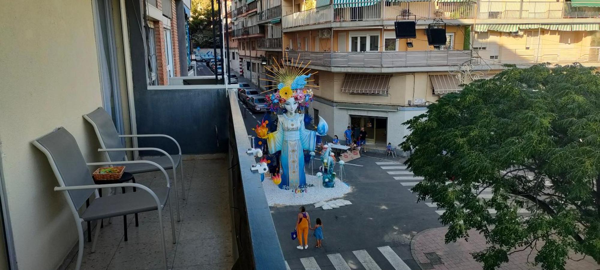 Cómodo A 10 Min Del Centro Apartamento