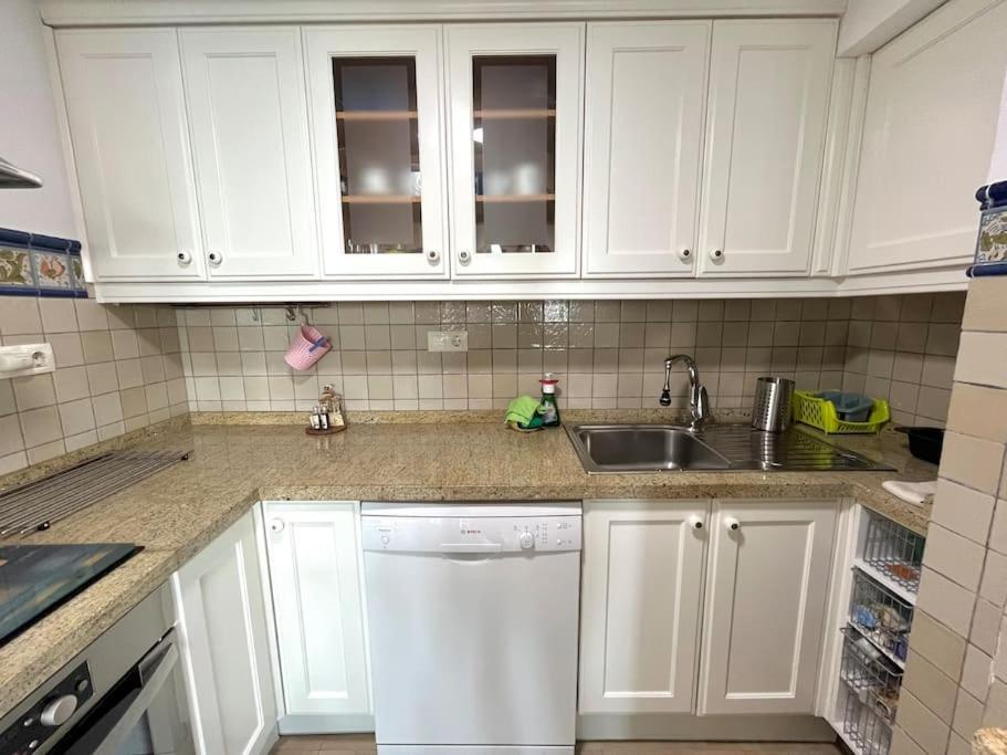 Apartamento La Chicharra Apto 2 Dormit Piscina, Wifi Parking Vistas Al Mar !!