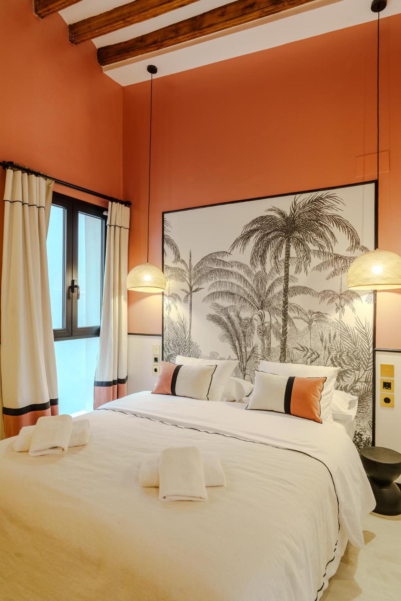 With Exceptional Charm In Historic Center Of Apartment Alicante