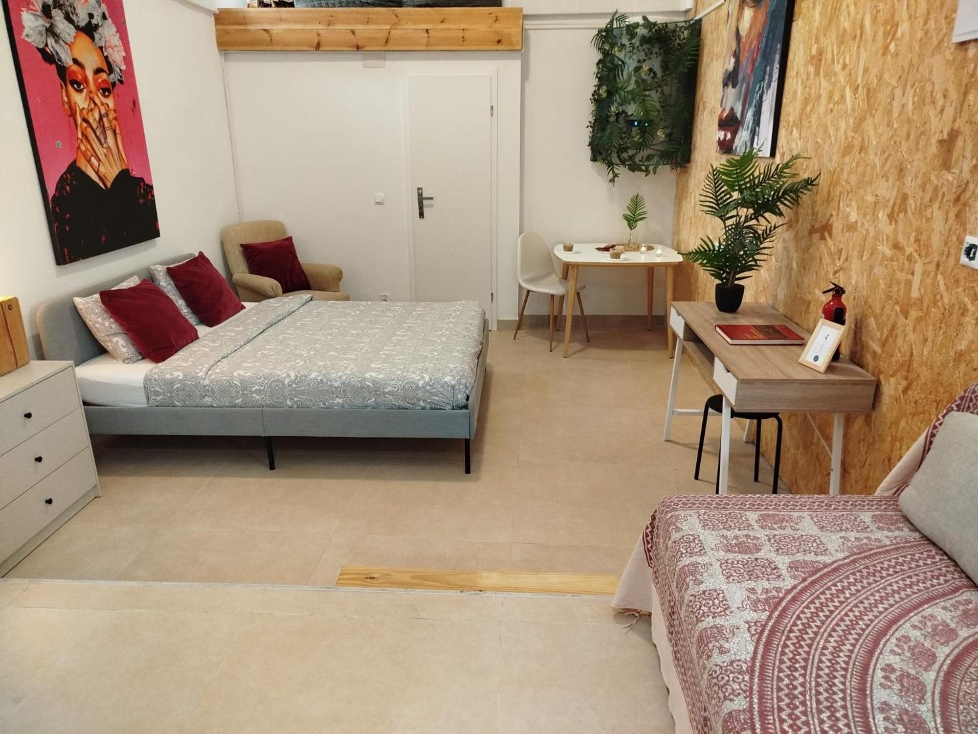 Soho Boho - With Sunny Rooftop Terrace And Fiber Optic Internet
