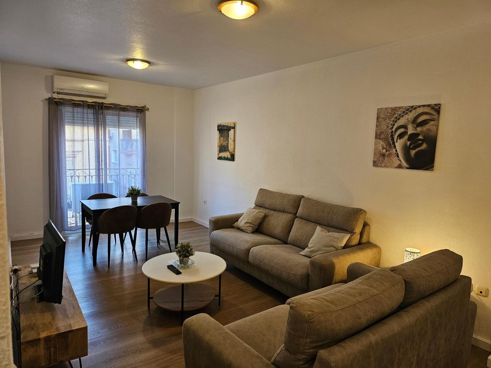 Apartment Plaza *