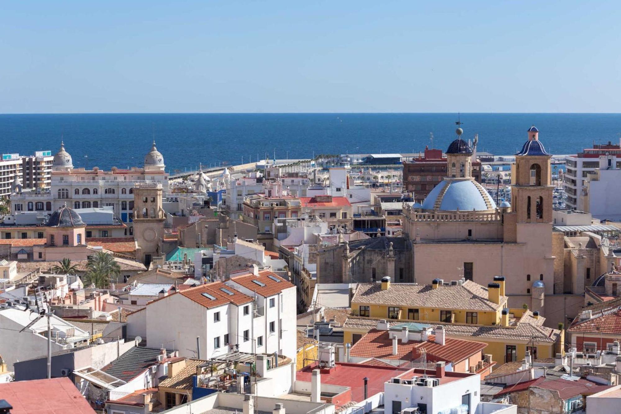 Beautiful 1 Bedroom With Gallery And Air Conditioning Cb6yr * Alicante