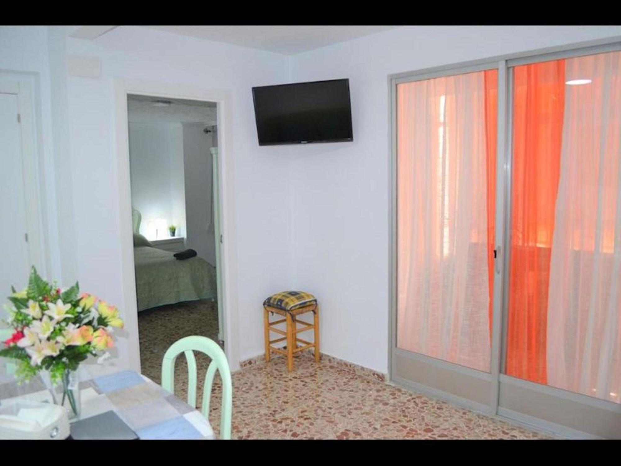 Apartment Beautiful 1 Bedroom With Gallery And Air Conditioning Cb6yr