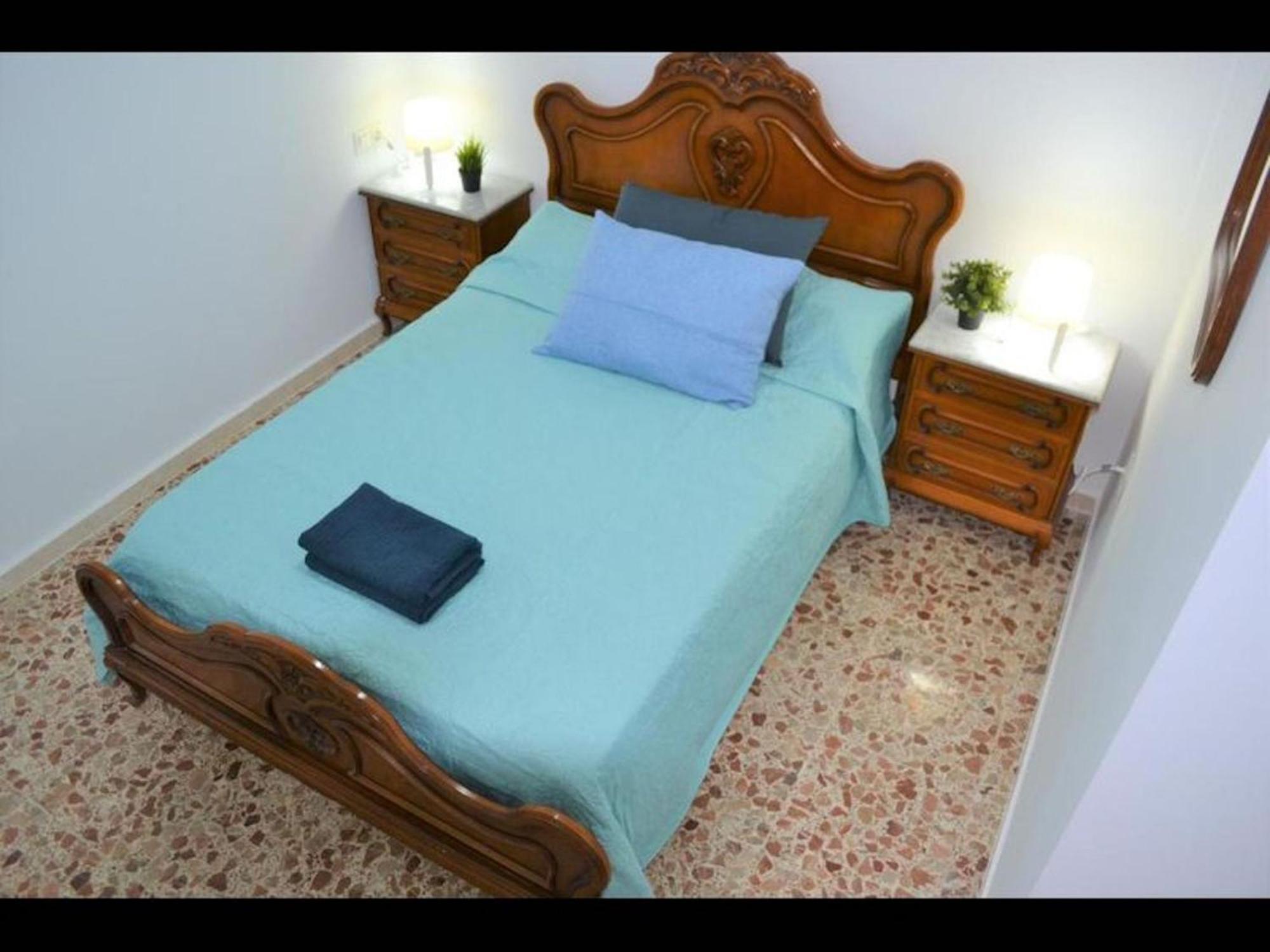 Huoneisto 1 Bedroom And Modern Ideal For The And Centre