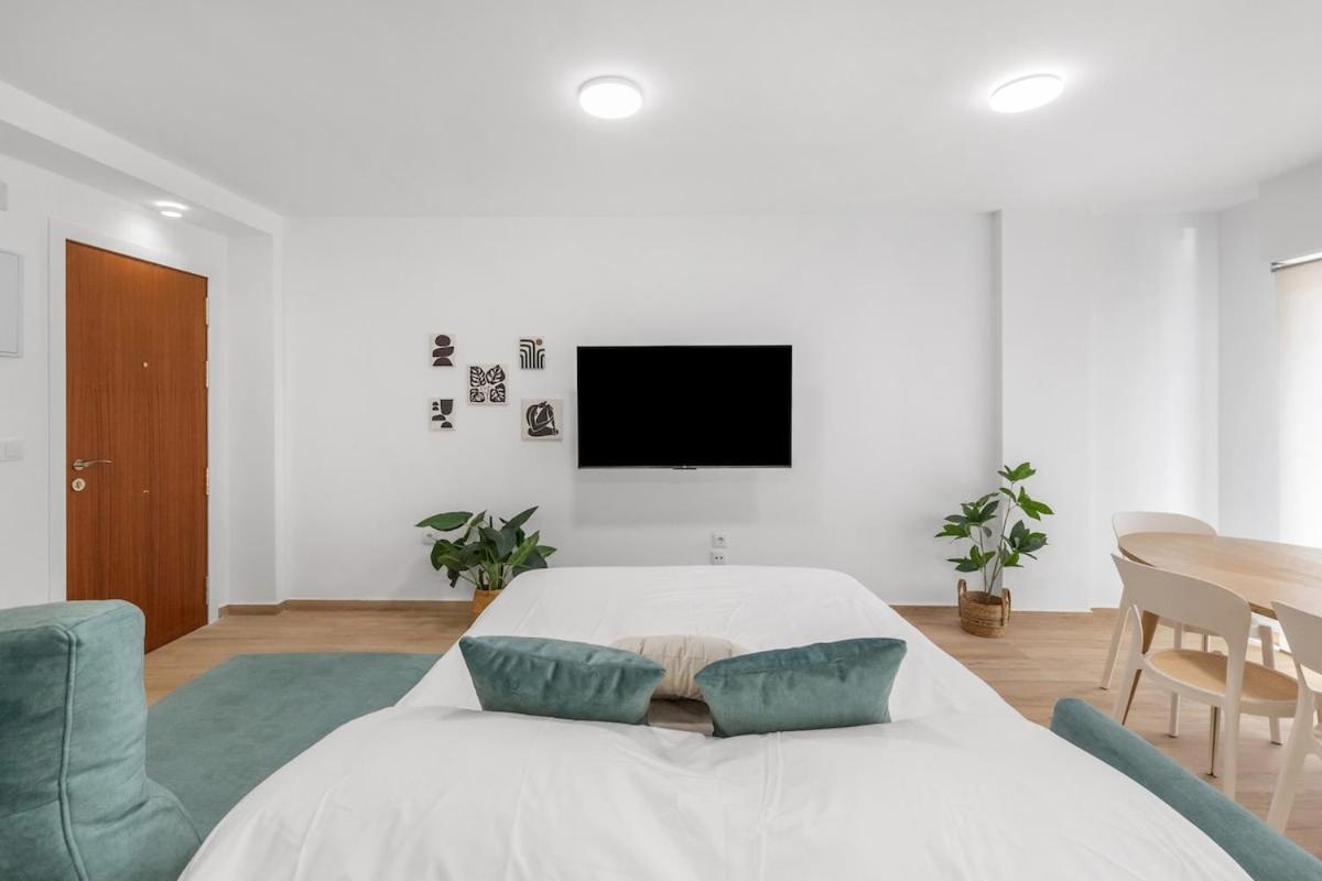 Serene Urban Retreat With Ac And Wifi Apartment Alicante