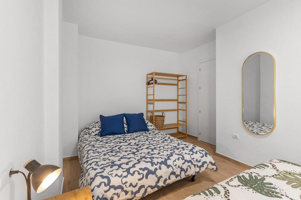 Serene Urban Retreat With Ac And Wifi Apartment Alicante
