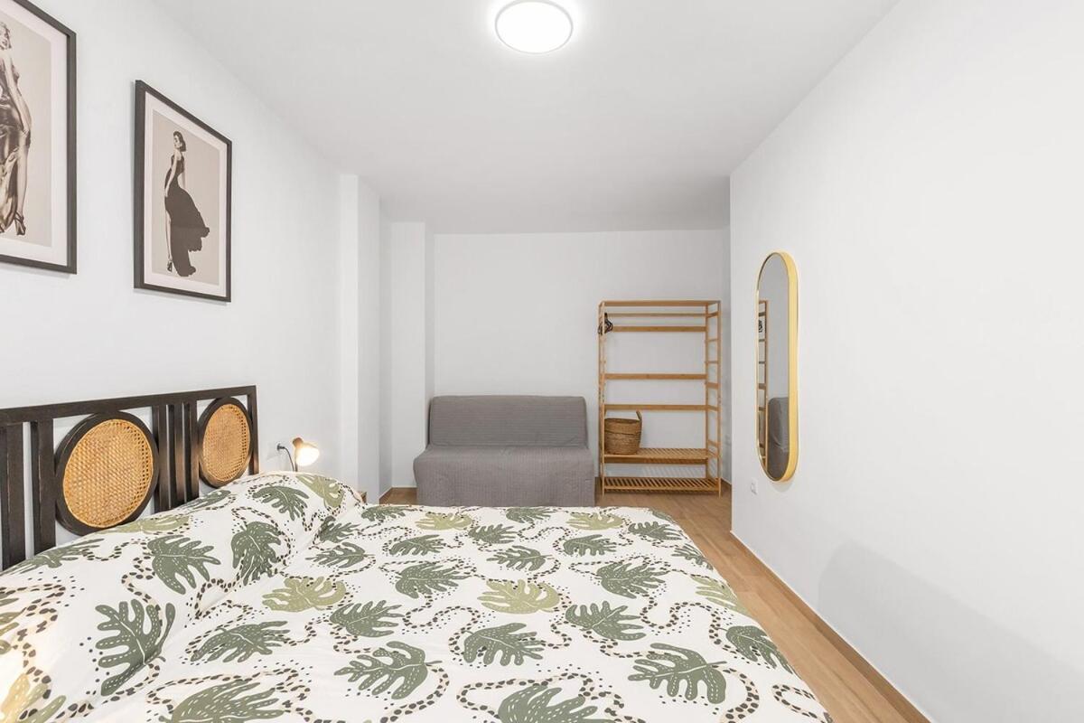 Serene Urban Retreat With Ac And Wifi Apartment *