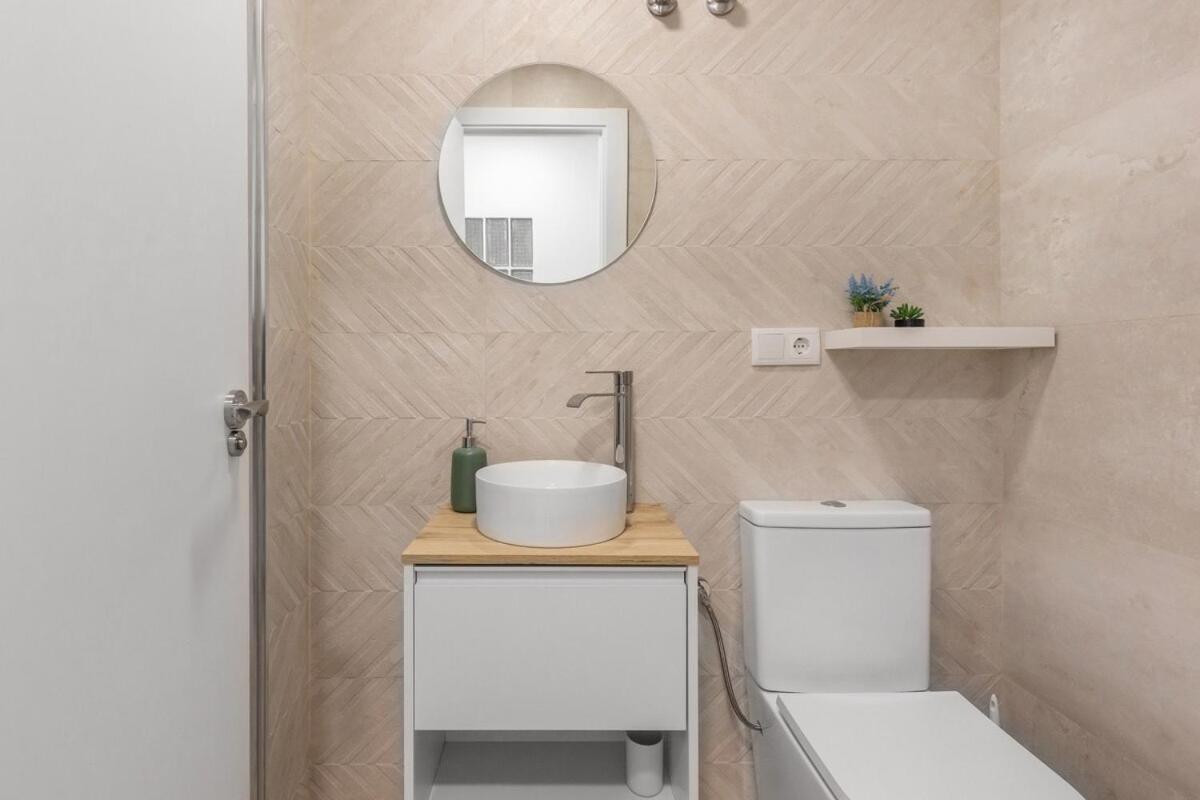 Apartment Serene Urban Retreat With Ac And Wifi Alicante