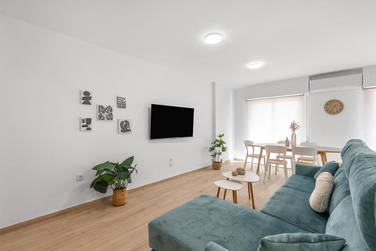 Serene Urban Retreat With Ac And Wifi Alicante