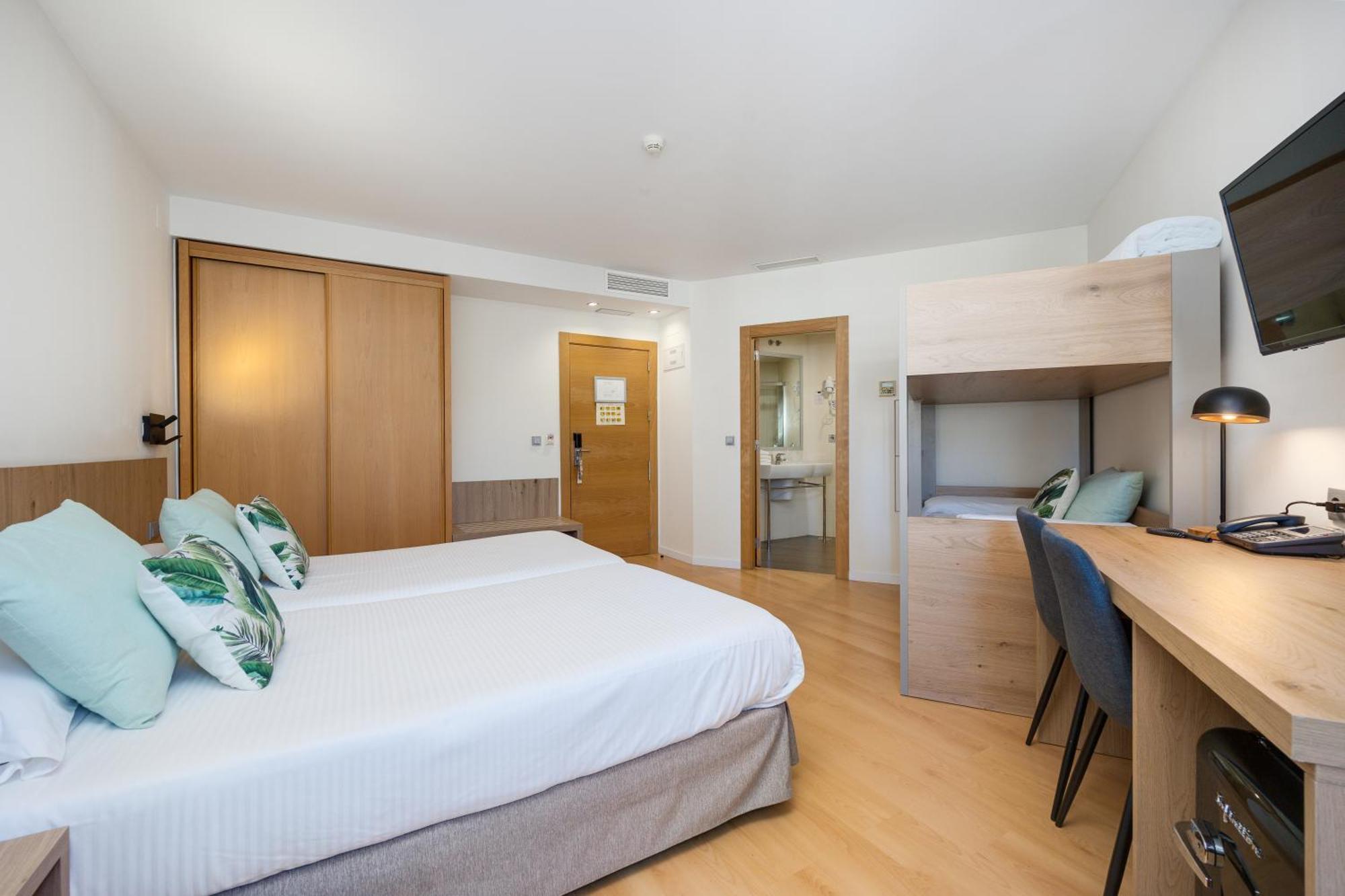 Hotelli Daniya Alicante
